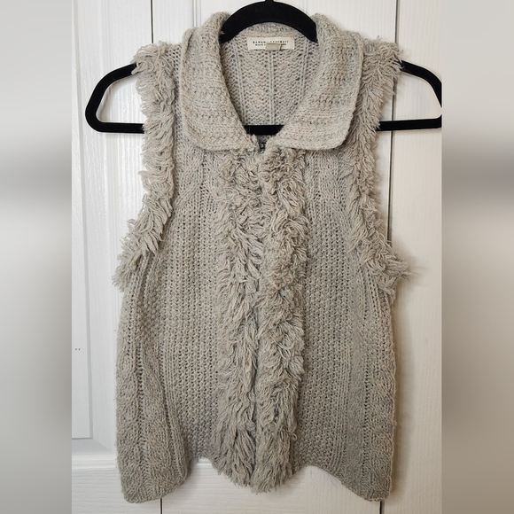 Banana Republic Jackets & Blazers - Banana Republic Italian yarn alpaca wool zip up collar vest soft beautiful